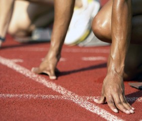 开云体育视频直播-赛道与球场，当F1街道赛焦点战遇上黄蜂终结尼克斯