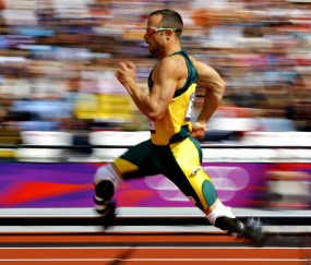 开云体育下载-武切维奇全能统治攻防两端，广东队力克吉林挺进四强