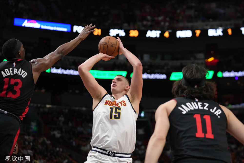 热火横扫掘金,艾顿高光表现 热火横扫掘金,艾顿高光表现