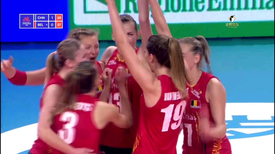 英国乒乓球队逆转比利时乒乓球队,波尔三分雨点燃全场 英国乒乓球队逆转比利时乒乓球队,波尔三分雨点燃全场