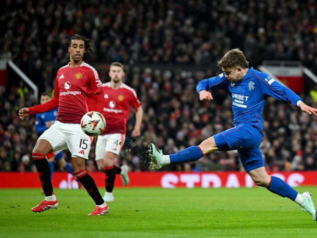 曼联客场击败阿贾克斯领跑欧国联资格赛 曼联客场击败阿贾克斯领跑欧国联资格赛