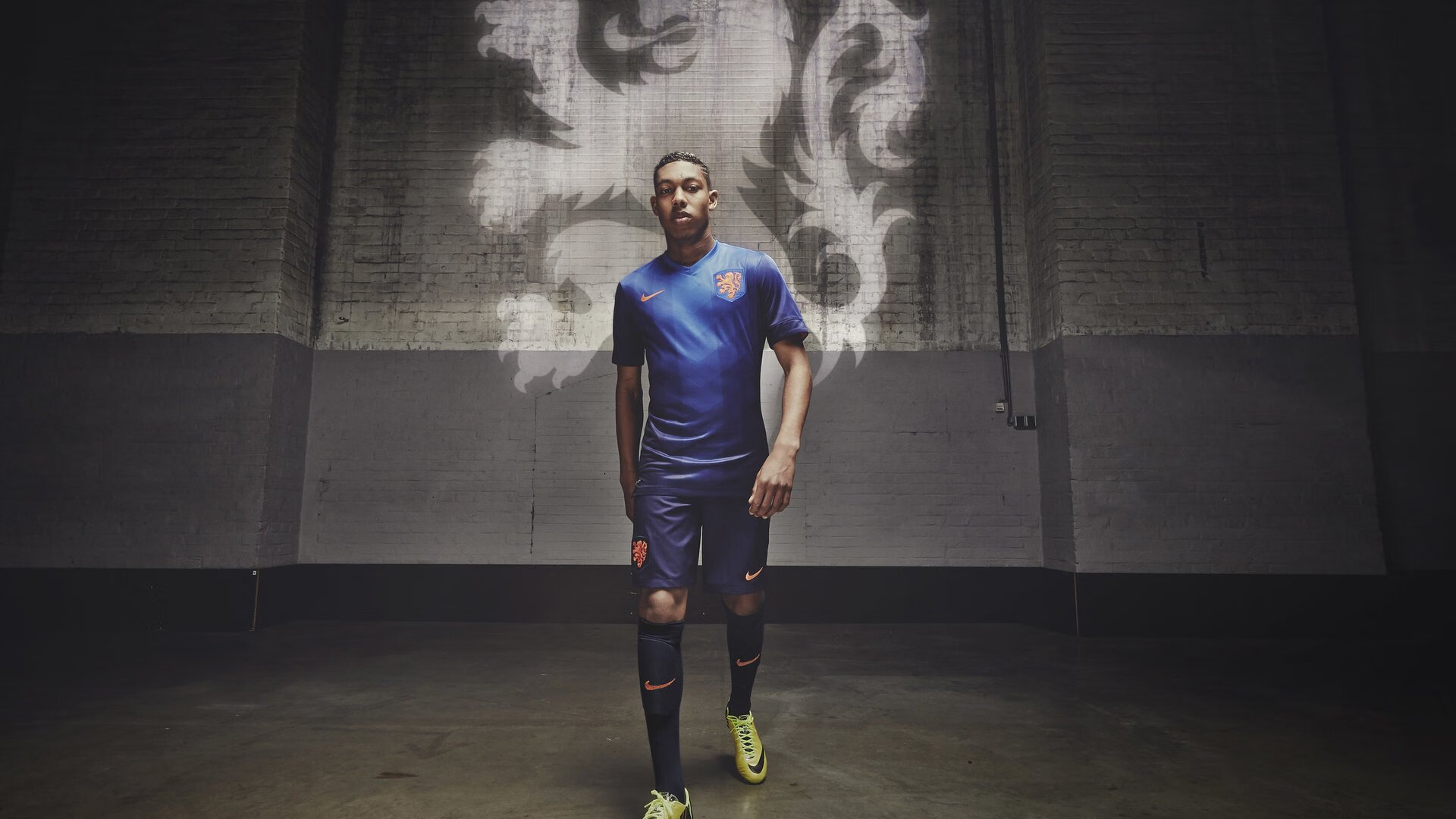 极速鏖战,皮亚斯特里刷新纪录,迈凯伦力克索伯车队