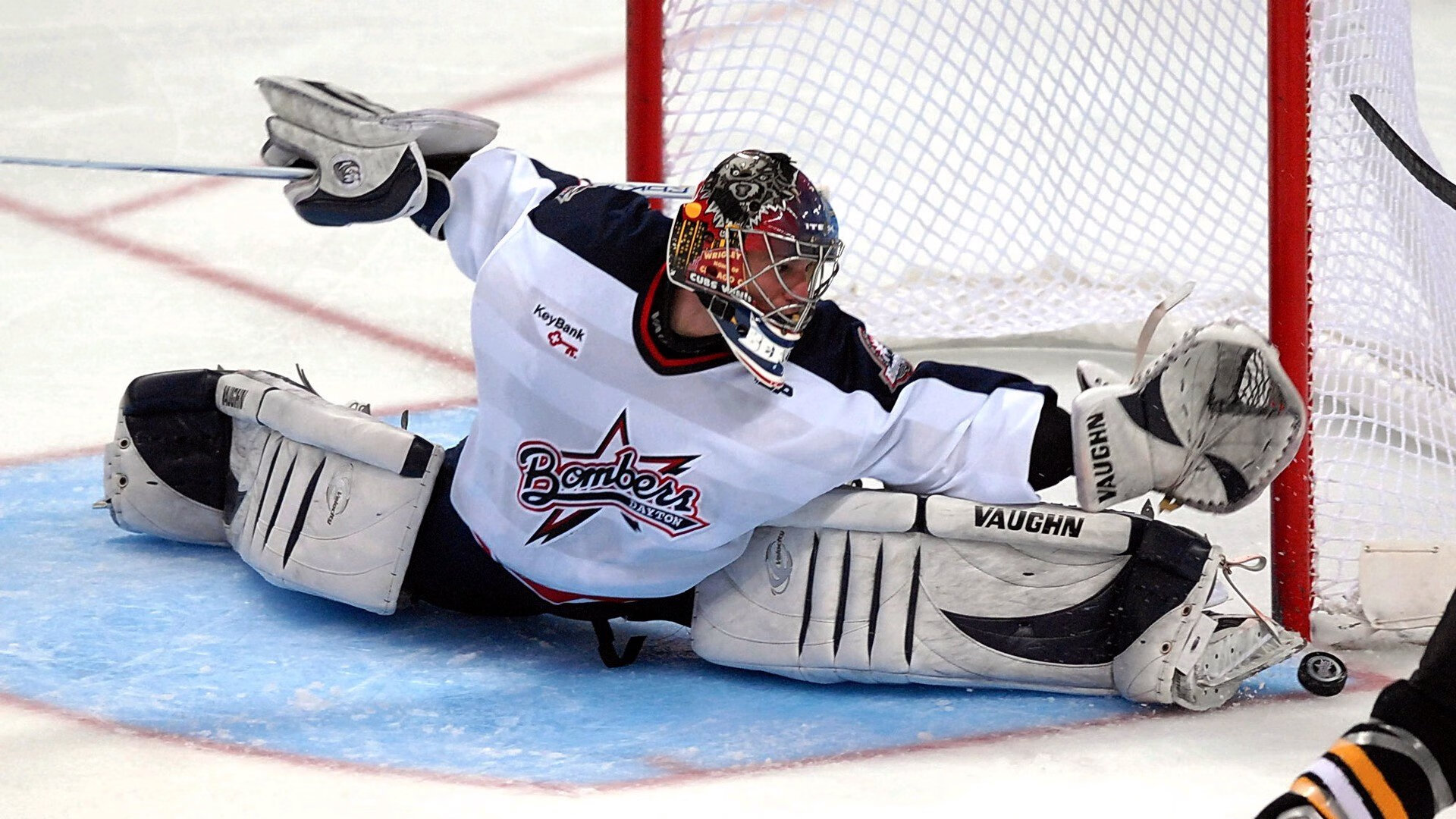 福克斯压制级发挥点燃赛场，热火巅峰对决力克步行者